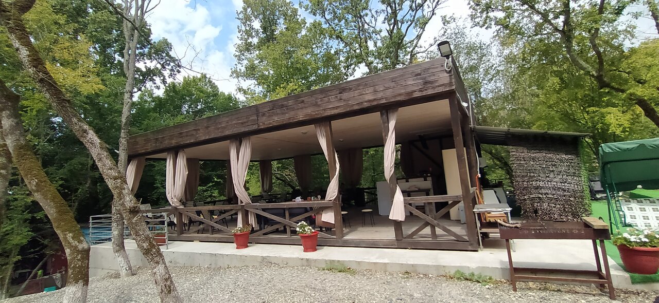 Фото Тенистая