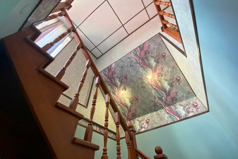 Фото на Ялтинской, 8