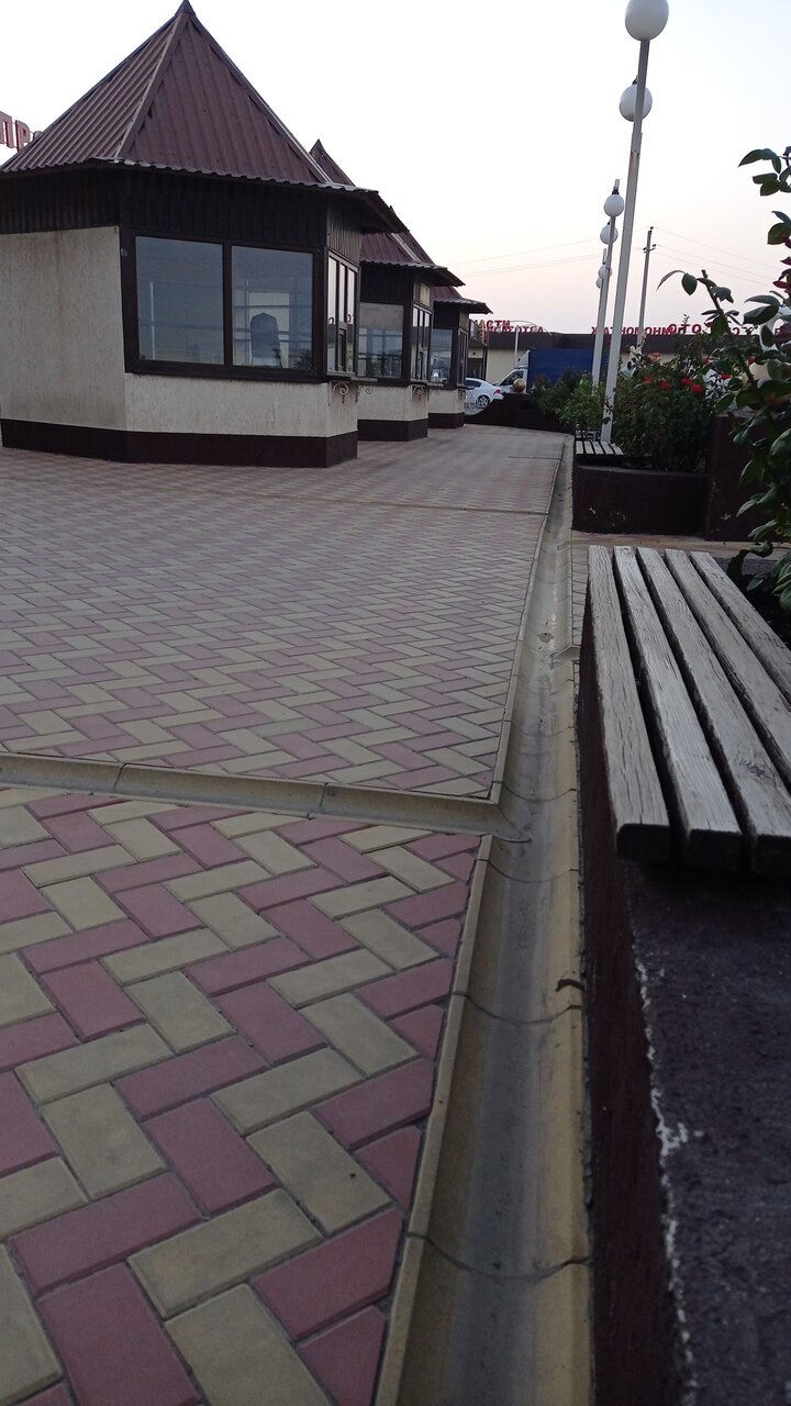 Фото Торгово-гостиничный комплекс Артур