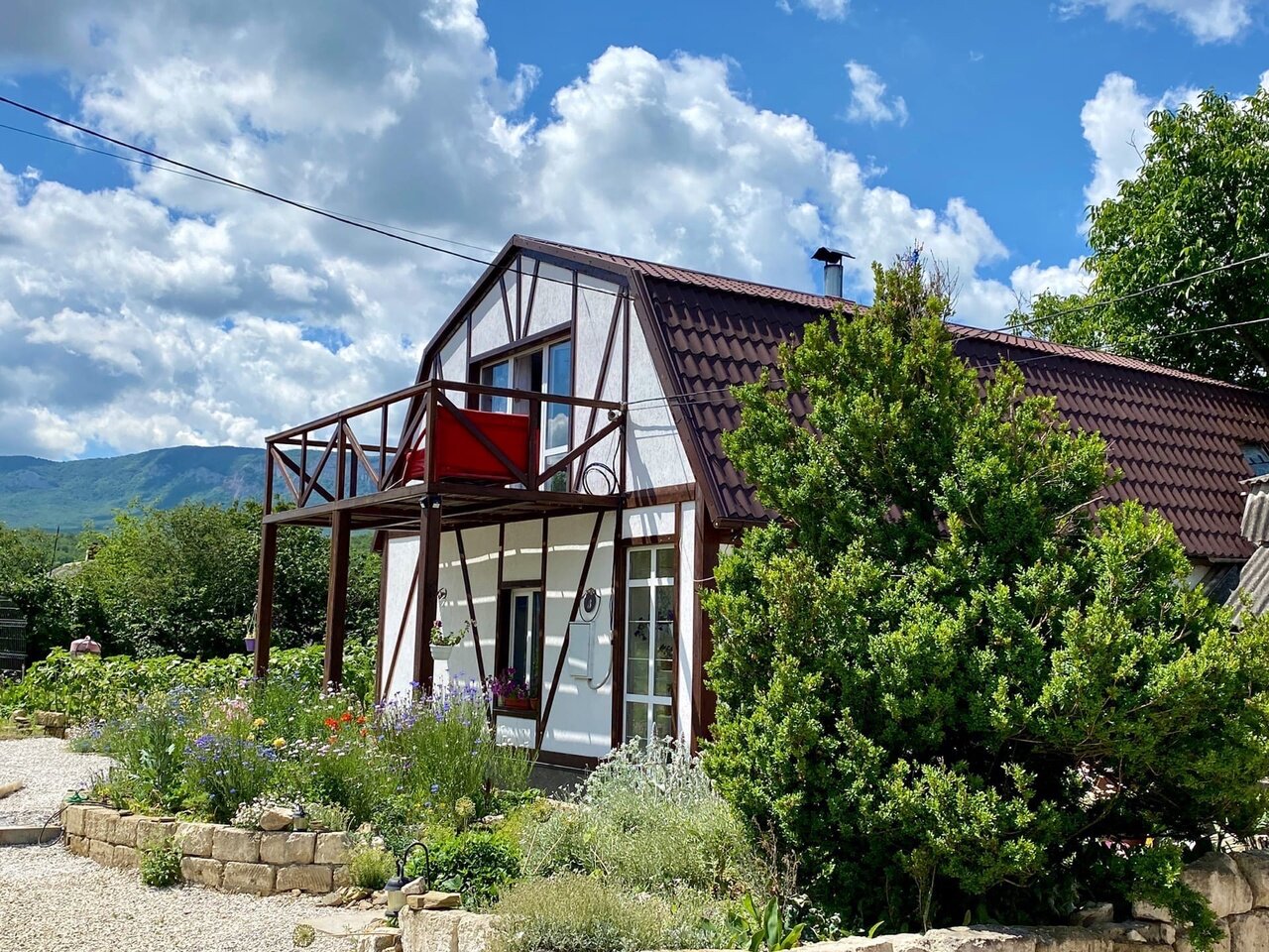 Фото на Ялтинской, 8