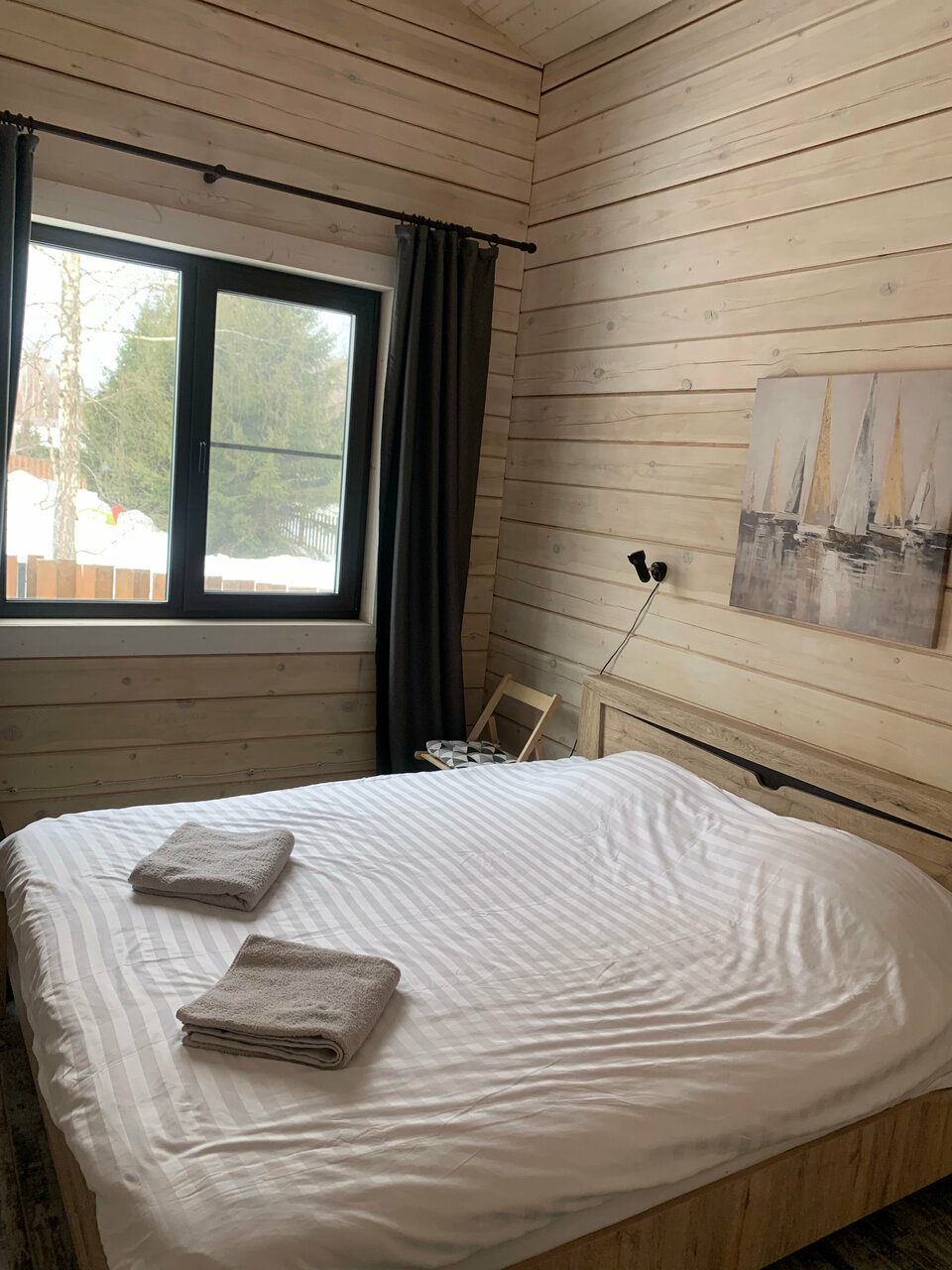 Фото Шале в лесу