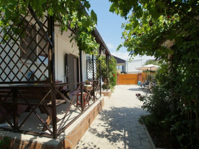 Коттеджи на Лазурном фото 1