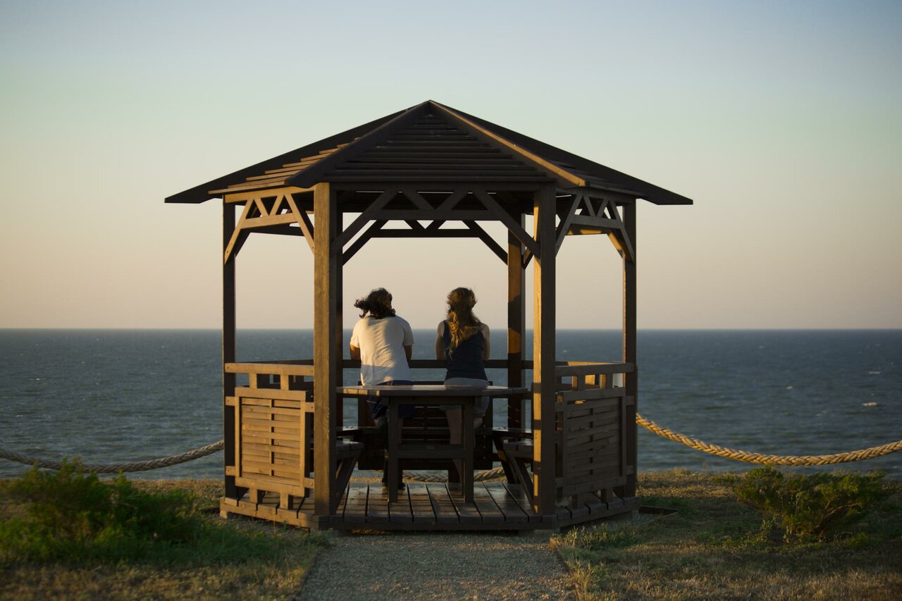 Фото Солнечный берег на улице Центральная 44