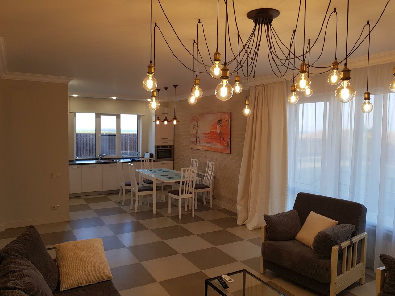 Фото Солнечный берег на улице Центральная 44